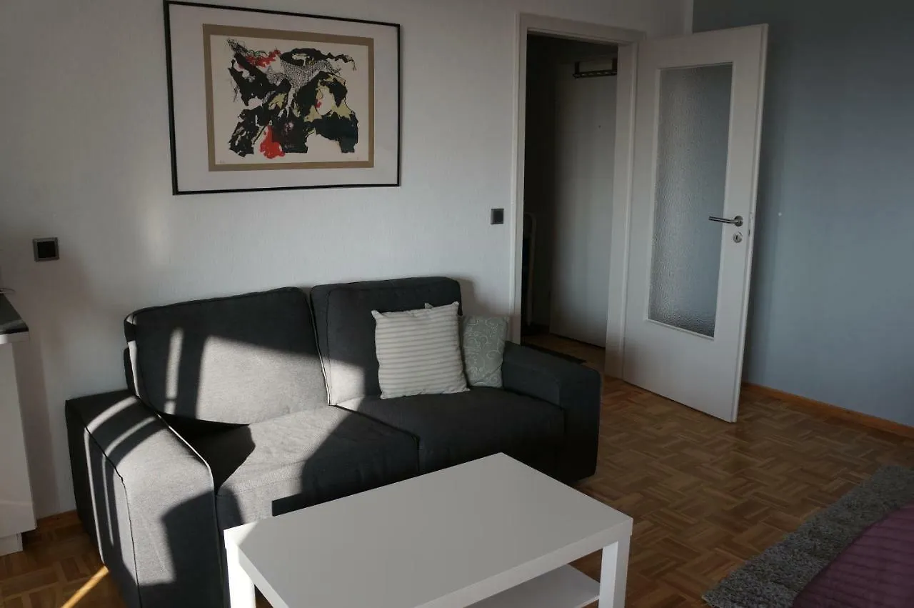Koeln Deutz/Messe, Lanxess Arena Apartment Germany