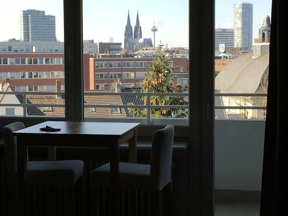 Koeln Deutz/Messe, Lanxess Arena Apartment Cologne